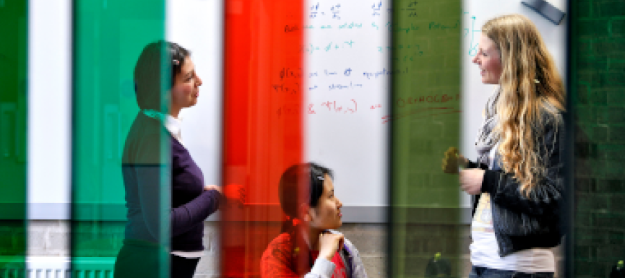 Engineering students talking in the EngInn cafe