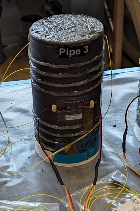 A concrete filled carbon FRP (CFRP) tube (CFFT)