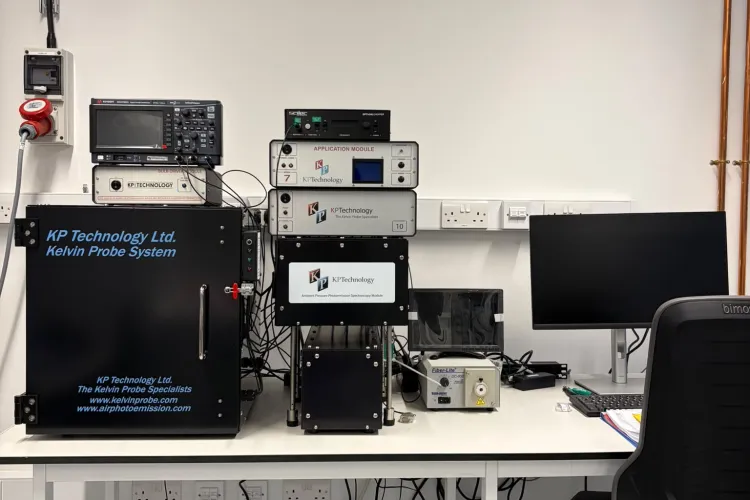 Kelvin Probe/Air Photoemission Spectroscopy