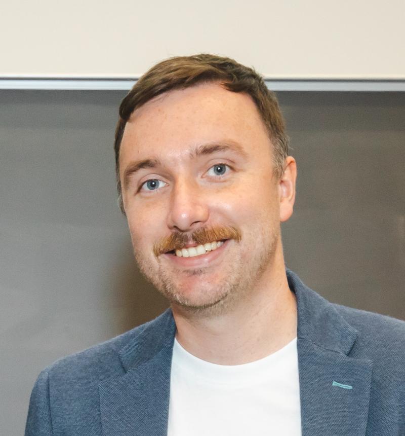 Dr Andrew Lyden
