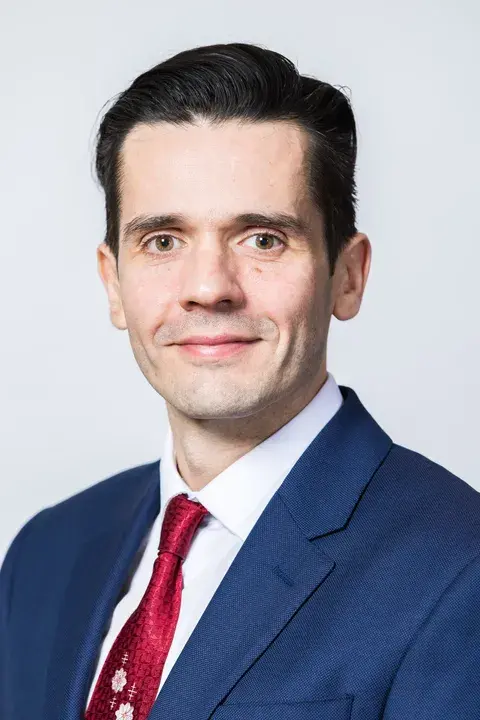 Dr Francisco R Garcia Garcia