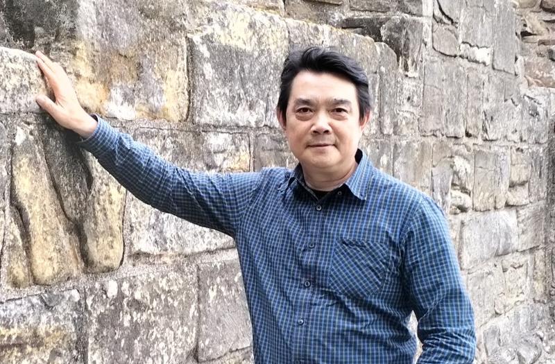 Professor Yong Lu