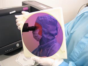 The processing technology in the IMNS cleanroom facility enables work on individual chips up to batches of 200 mm wafers 